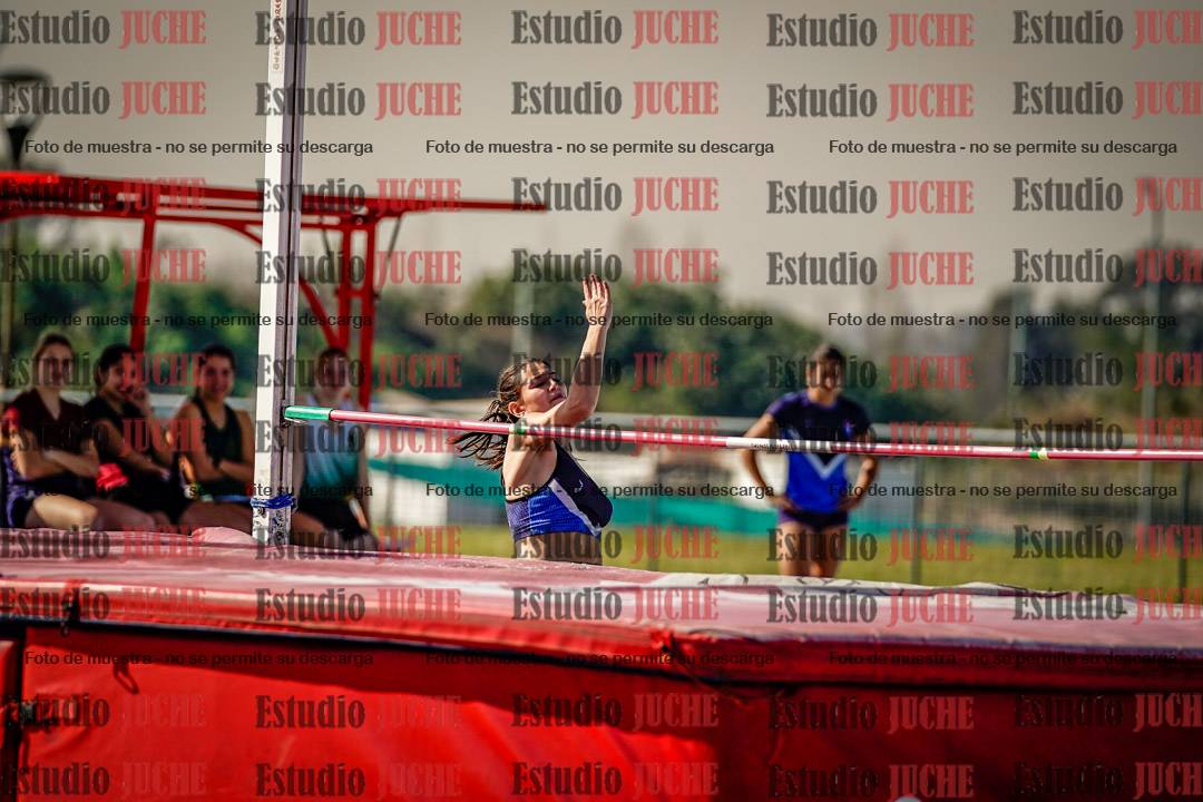 Fotos del salto en alto de mujeres - heptatlón 2