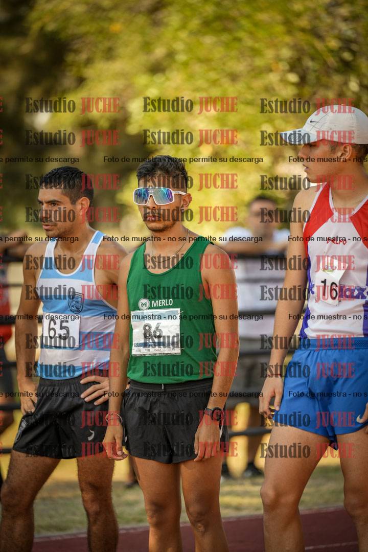 Fotos de los 3000 m llanos de varones