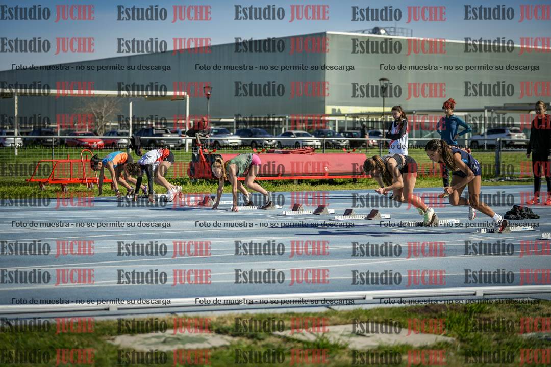 Fotos de los 100 m llanos de mujeres - U17
