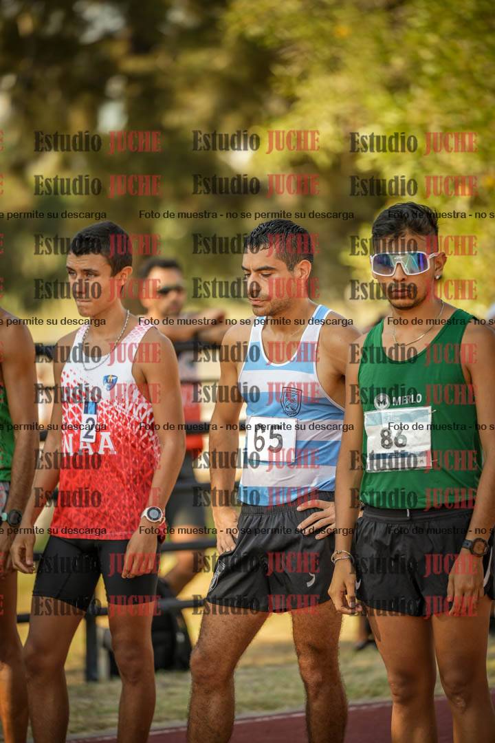 Fotos de los 3000 m llanos de varones
