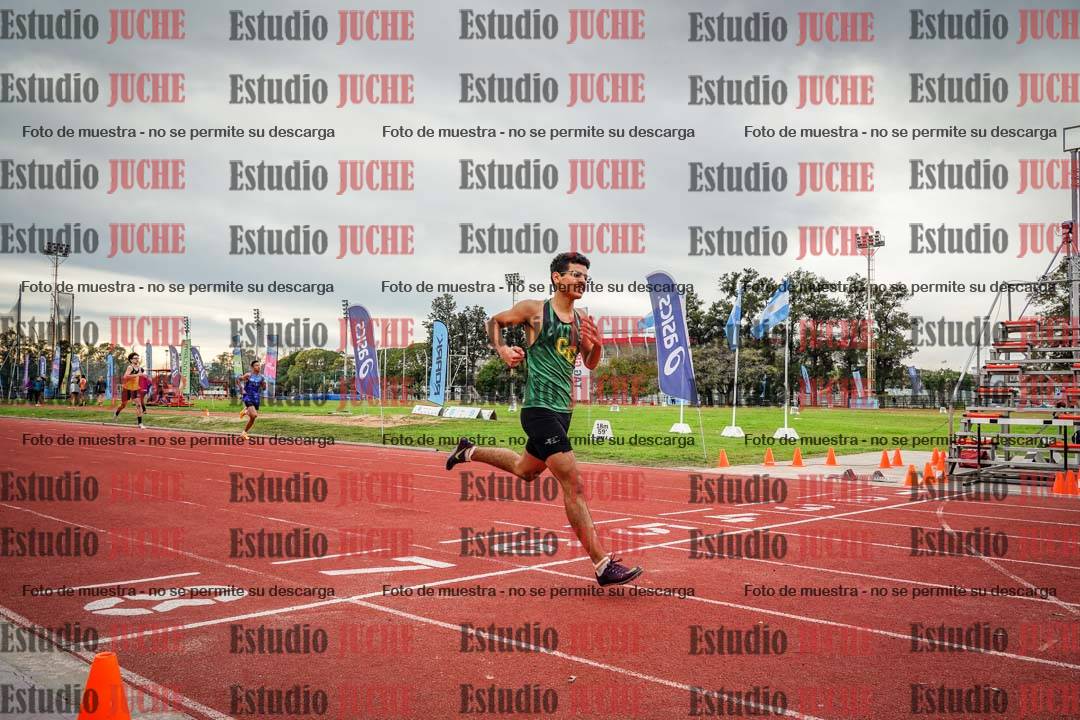 Fotos de los 400 m con vallas de varones