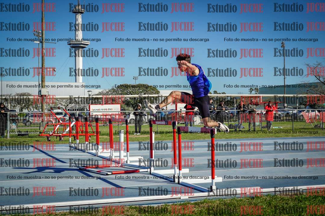 Fotos de los 400 m con vallas de varones