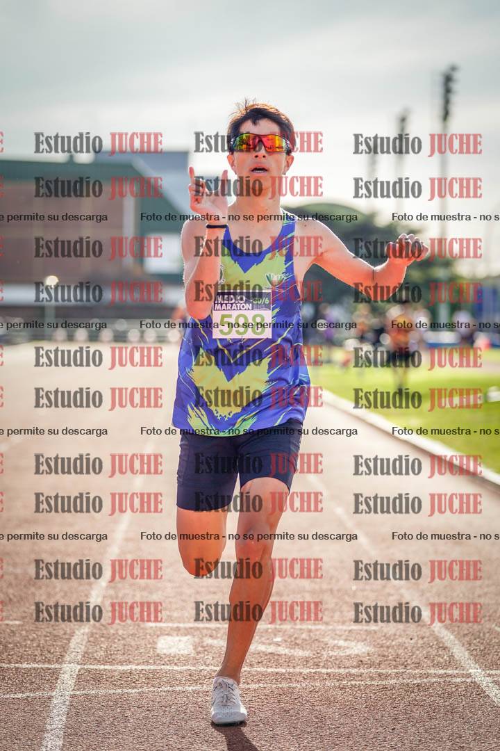 Fotos de los 600 m llanos de varones