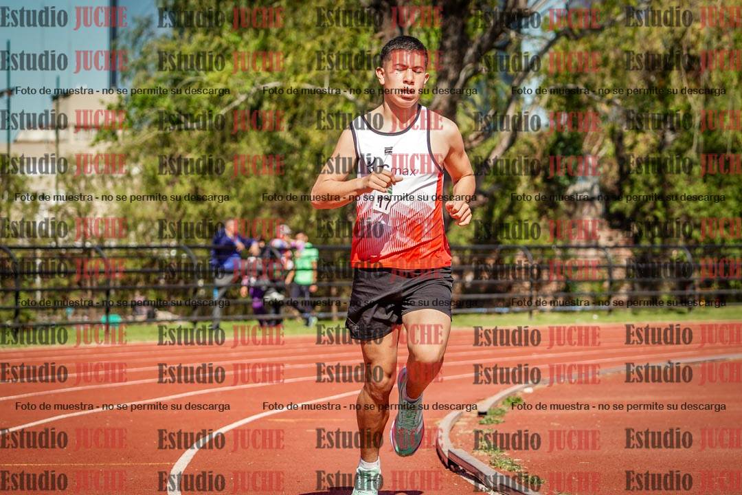 Fotos de los 2400 m de varones