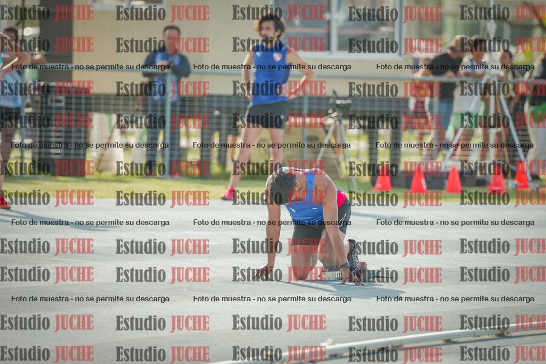 Fotos de los 400 m llanos de varones