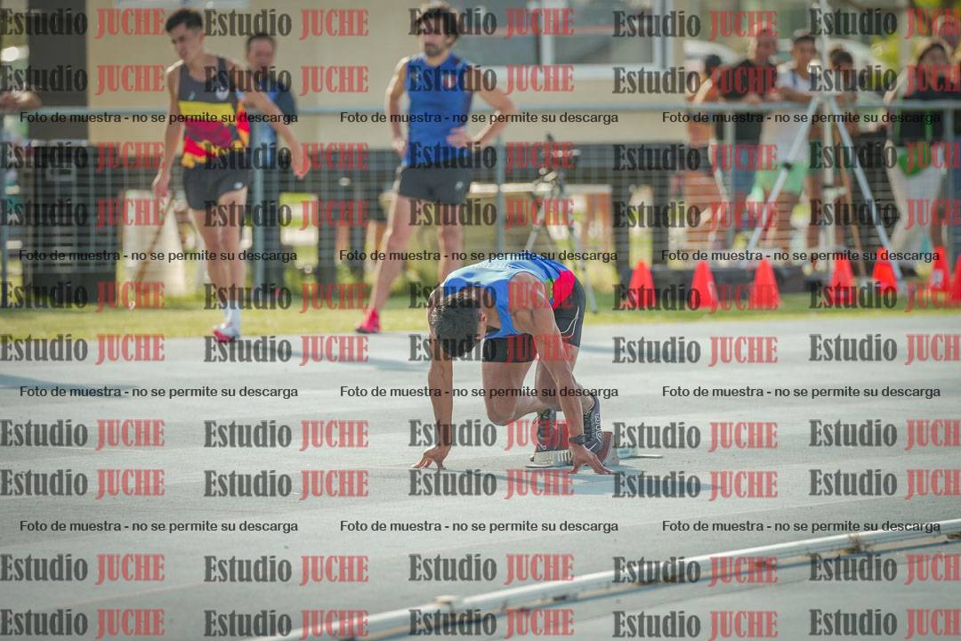 Fotos de los 400 m llanos de varones