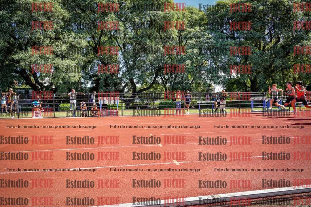 Fotos de los 100 m llanos de varones
