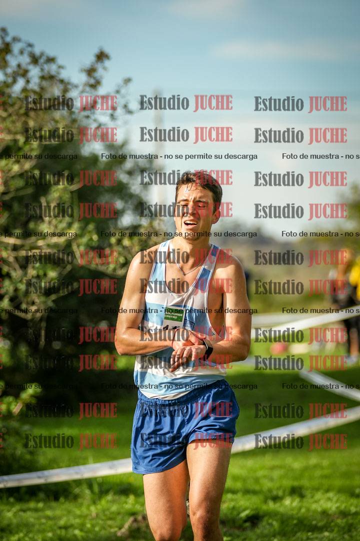 Fotos de la llegada del cross de 4000 m - varones