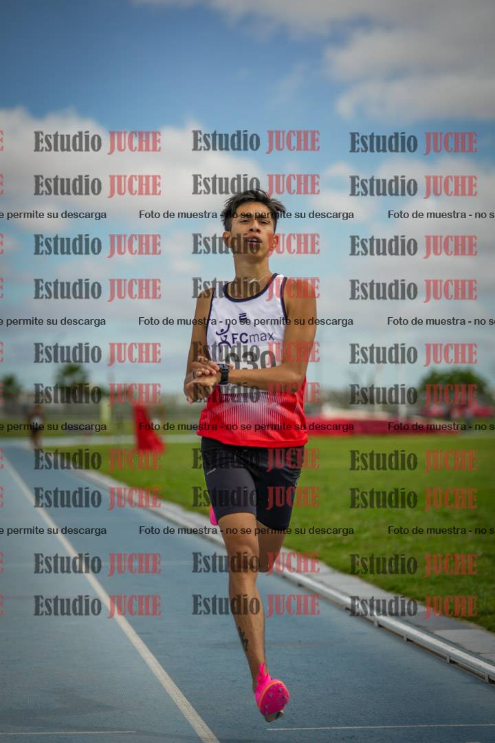 Fotos de los 1000 m llanos de varones