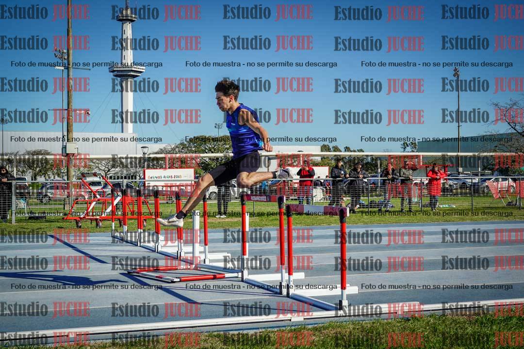 Fotos de los 400 m con vallas de varones