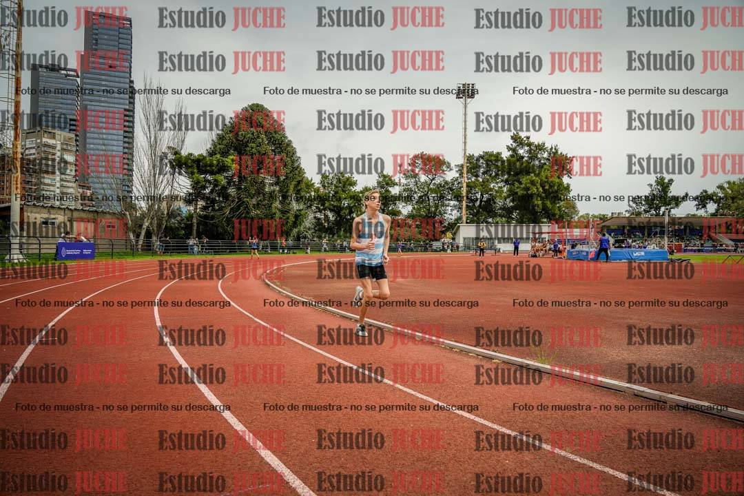 Fotos de los 2400 m llanos de varones