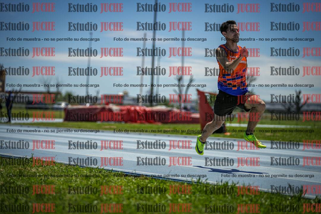 Fotos de los 100 m llanos de varones