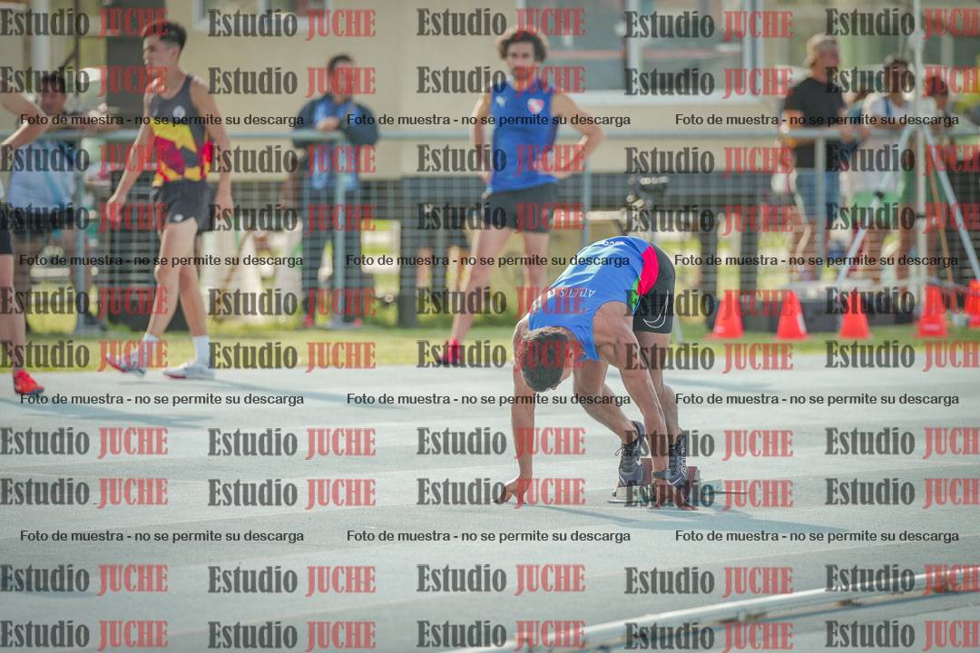 Fotos de los 400 m llanos de varones
