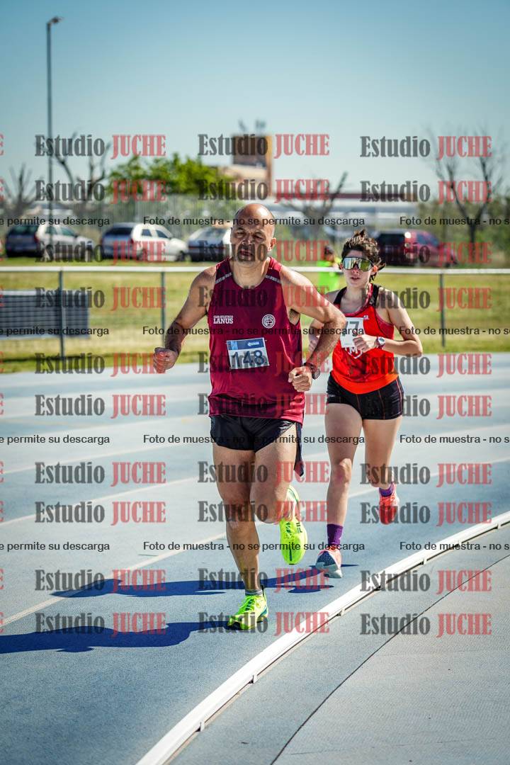 Fotos de los 5000 m de mujeres y varones - serie 2