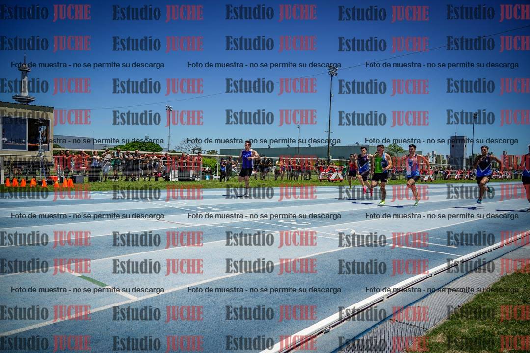 Fotos de los 100 m llanos de varones