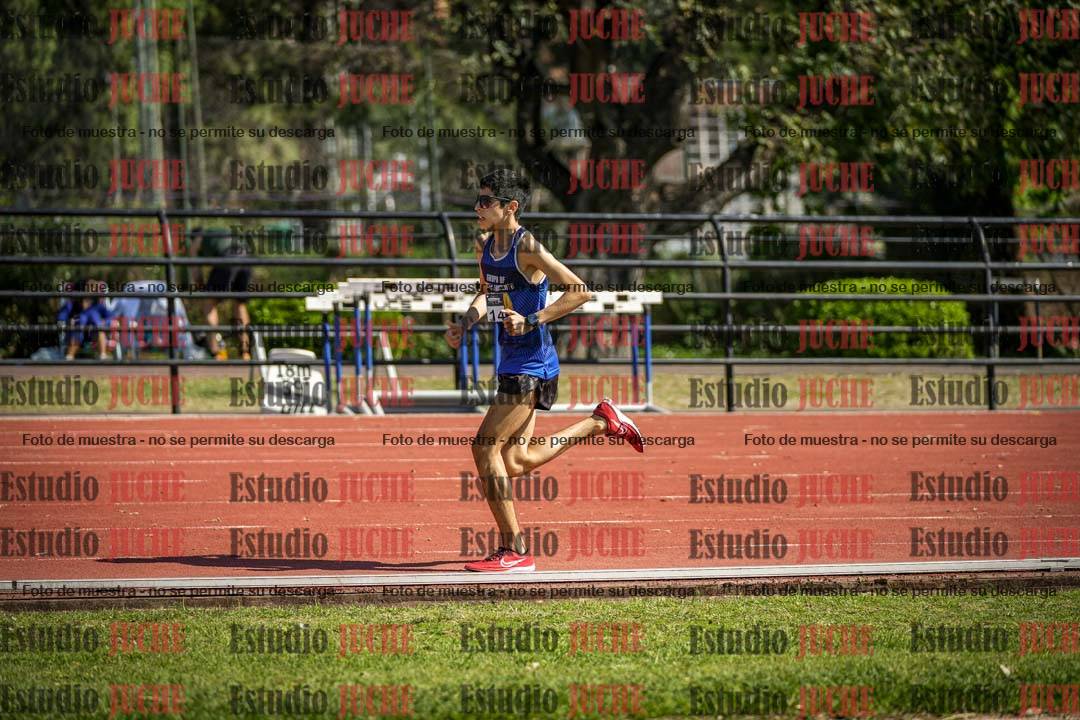 Fotos de los 2400 m de varones