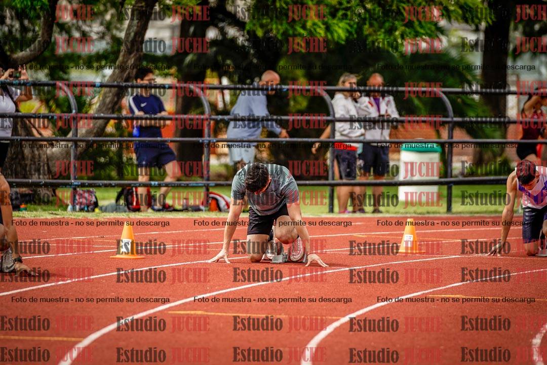 Fotos de los 200 m llanos de varones