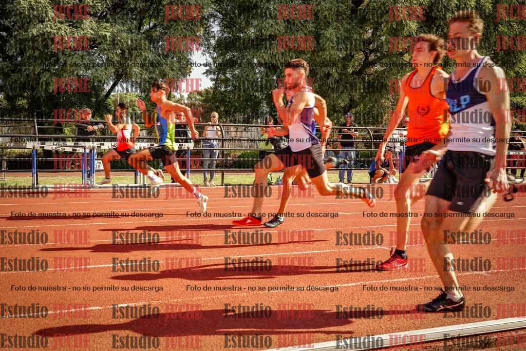 Fotos de los 100 m llanos de varones