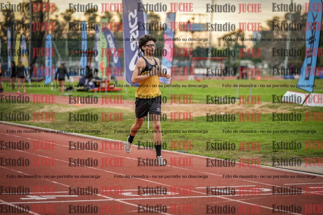 Fotos de los 400 m con vallas de varones