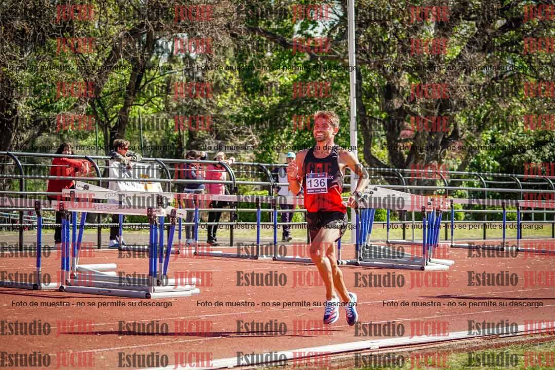 Fotos de los 10.000 m de varones - serie 1