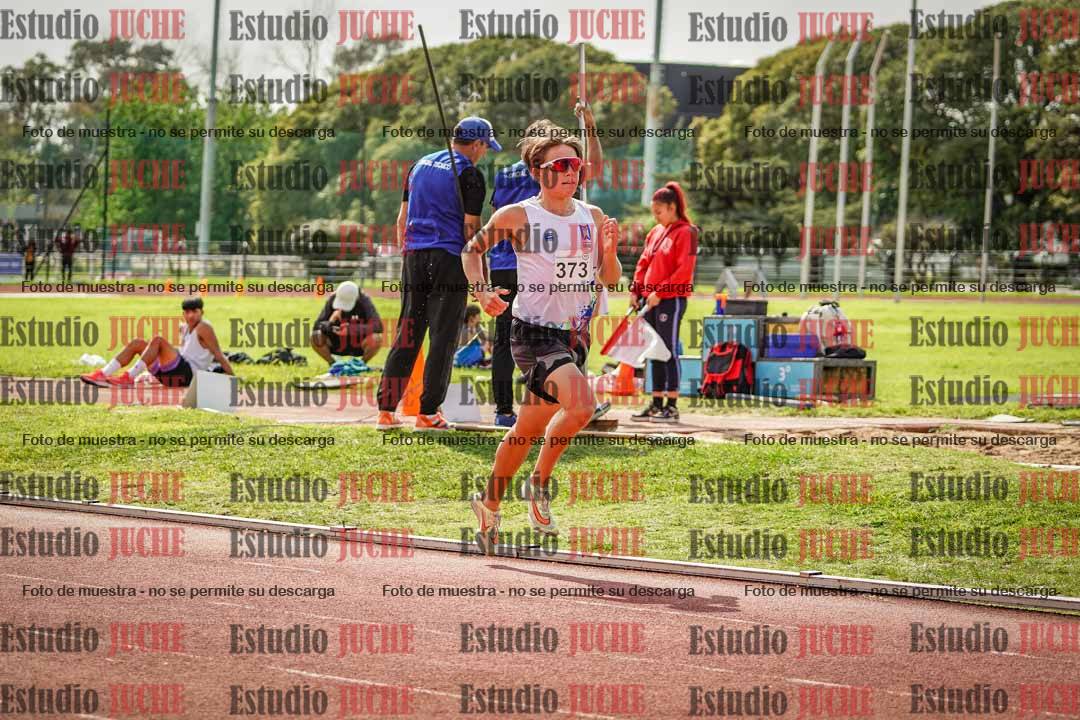 Fotos de los 1500 m con obstáculos de varones