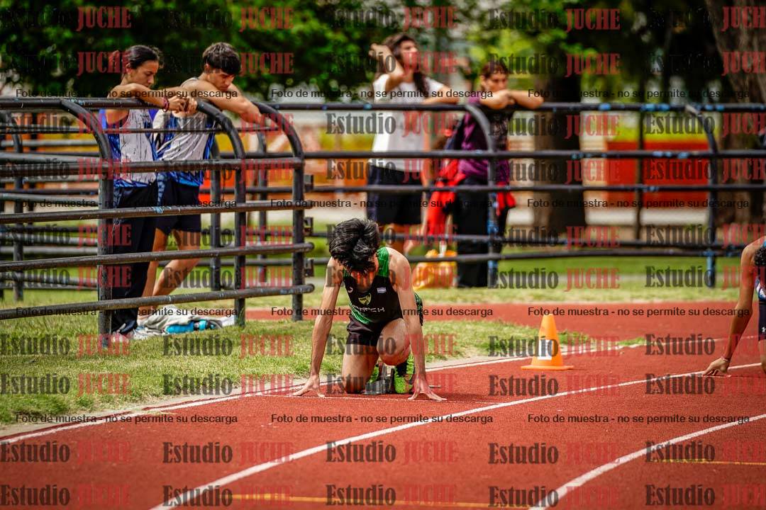Fotos de los 200 m llanos de varones