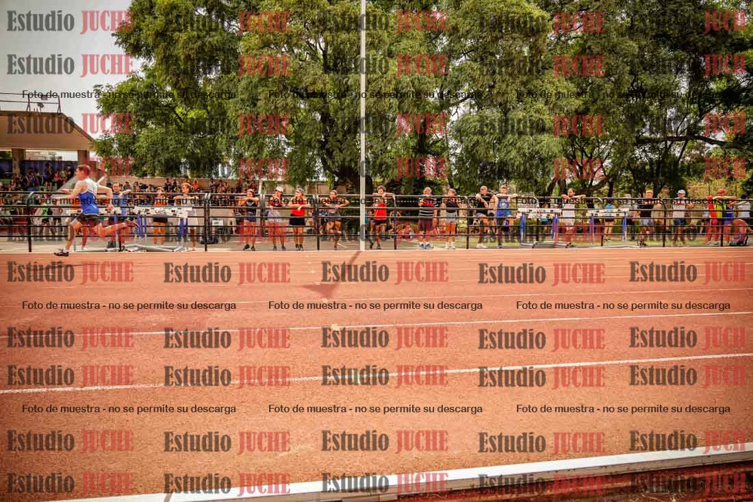 Fotos de los 100 m llanos de varones