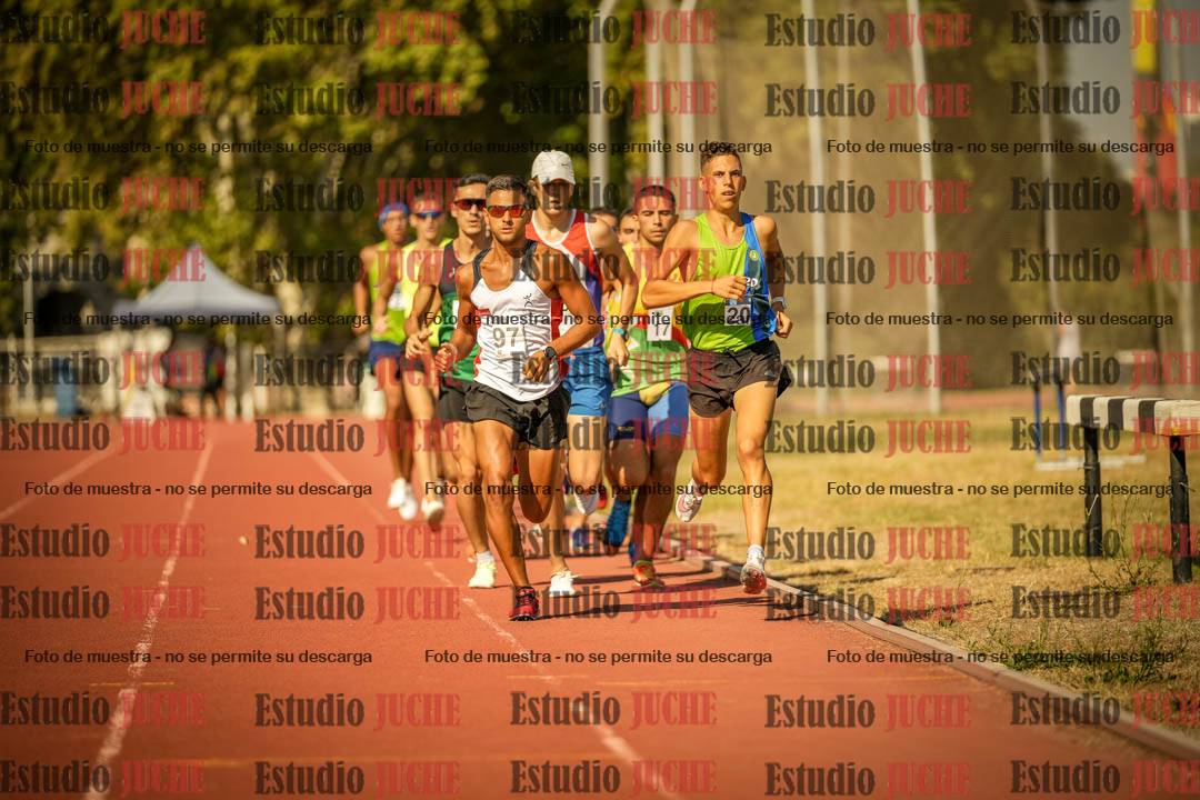 Fotos de los 3000 m llanos de varones