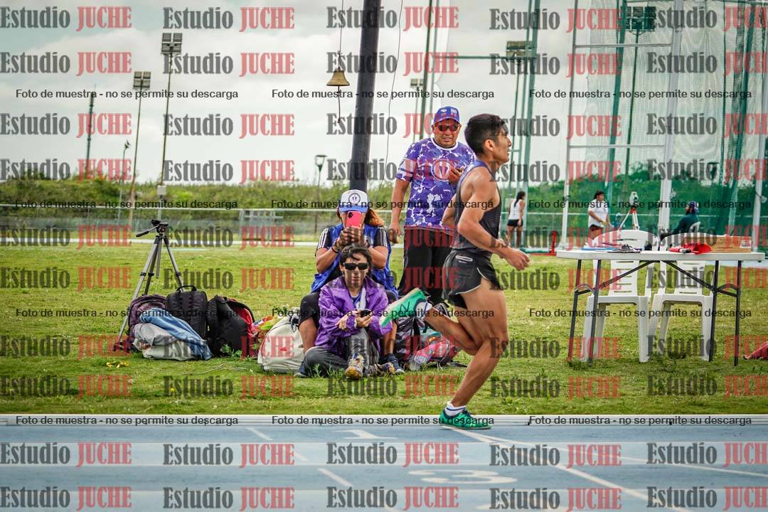Fotos de los 1000 m llanos de varones