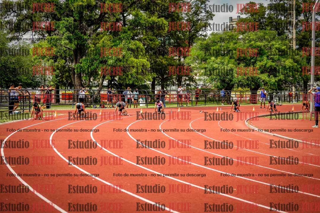Fotos de los 200 m llanos de varones