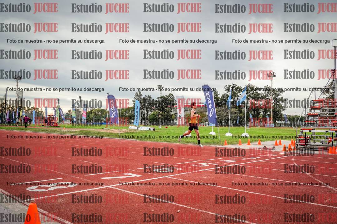 Fotos de los 400 m con vallas de varones