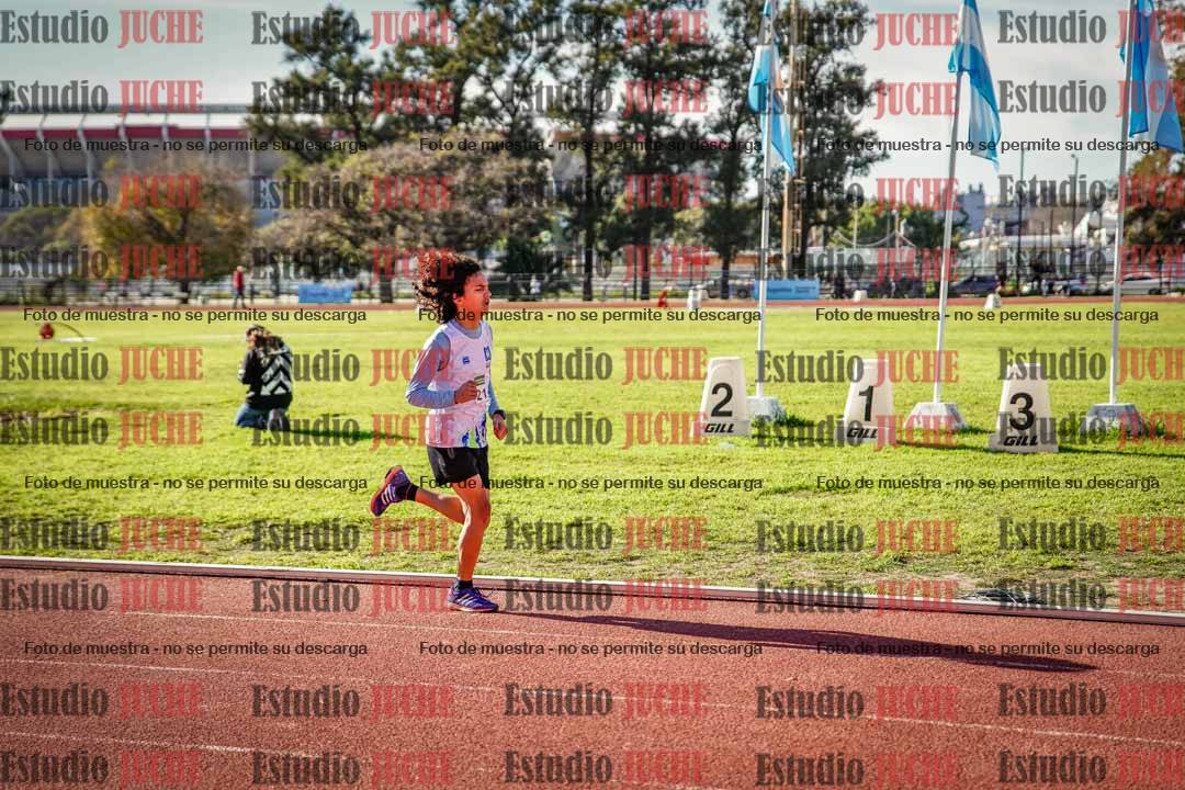 Fotos de los 2400 m llanos de varones