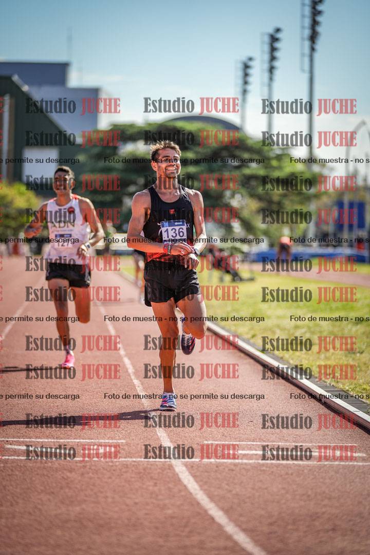 Fotos de los 10.000 m de varones - serie 1
