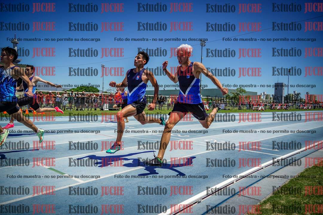 Fotos de los 100 m llanos de varones