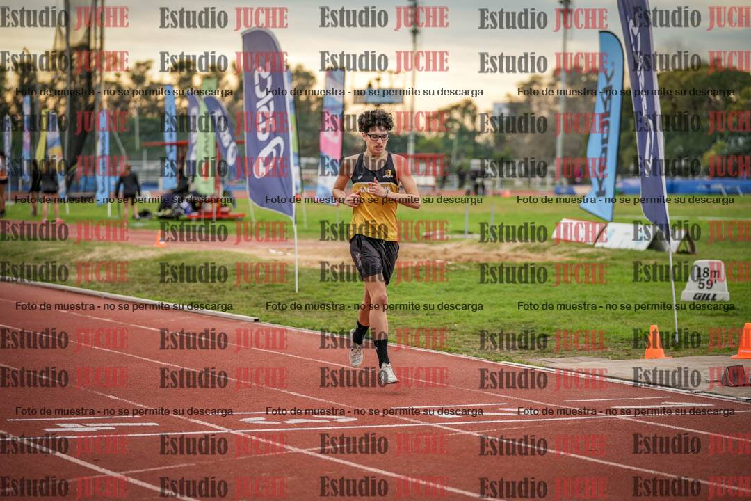 Fotos de los 400 m con vallas de varones