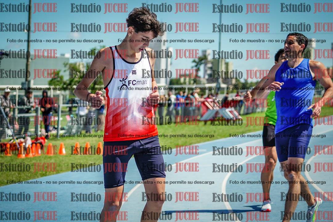 Fotos de los 200 m llanos de varones