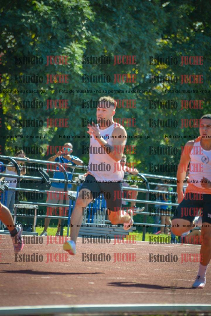 Fotos de los 100 m llanos de varones
