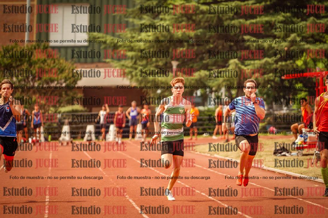 Fotos de los 100 m llanos de varones
