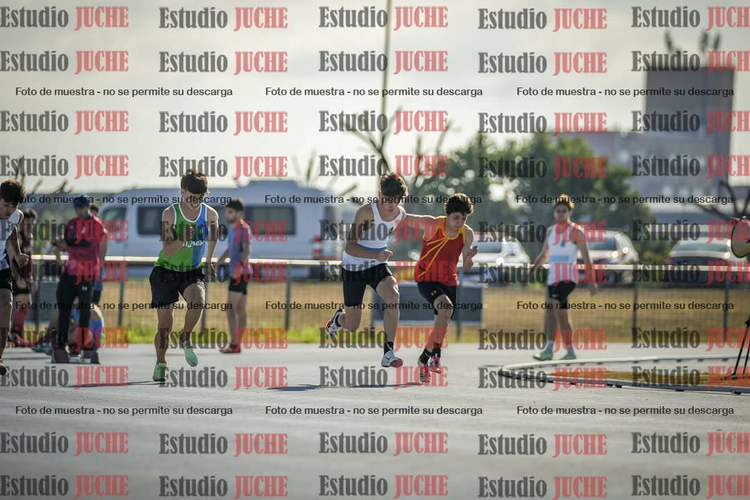 Fotos de los 100 m llanos de varones