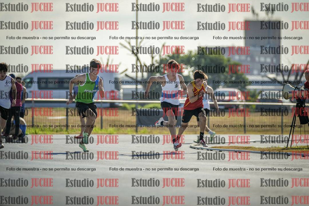 Fotos de los 100 m llanos de varones