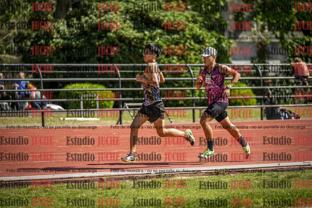 Fotos de los 2400 m de varones