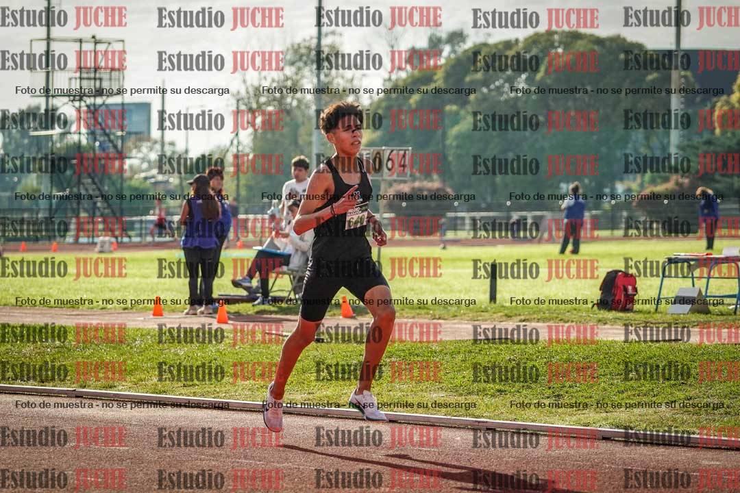 Fotos de los 2000 m con obstáculos de varones