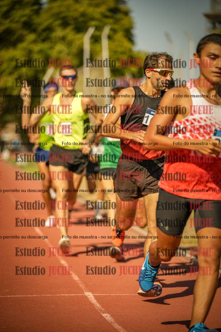 Fotos de los 3000 m llanos de varones
