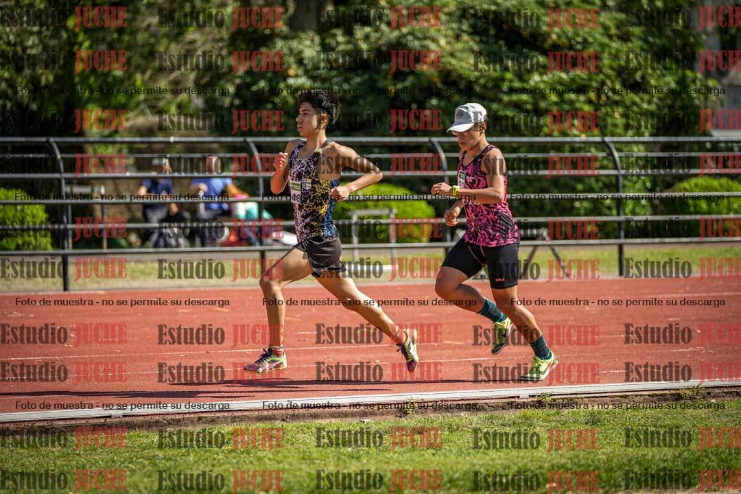 Fotos de los 2400 m de varones