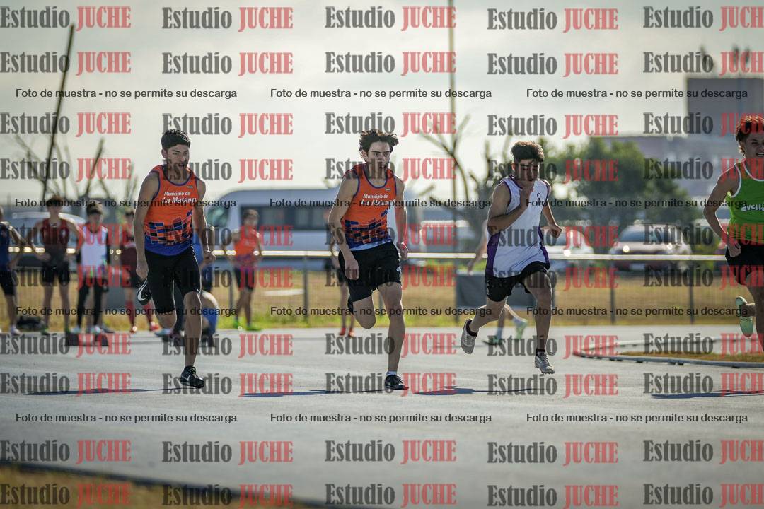 Fotos de los 100 m llanos de varones