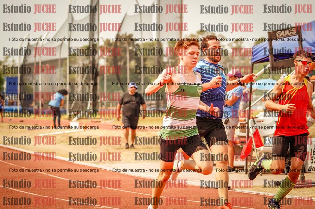 Fotos de los 100 m llanos de varones