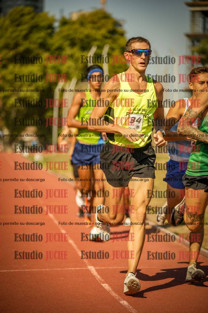 Fotos de los 3000 m llanos de varones