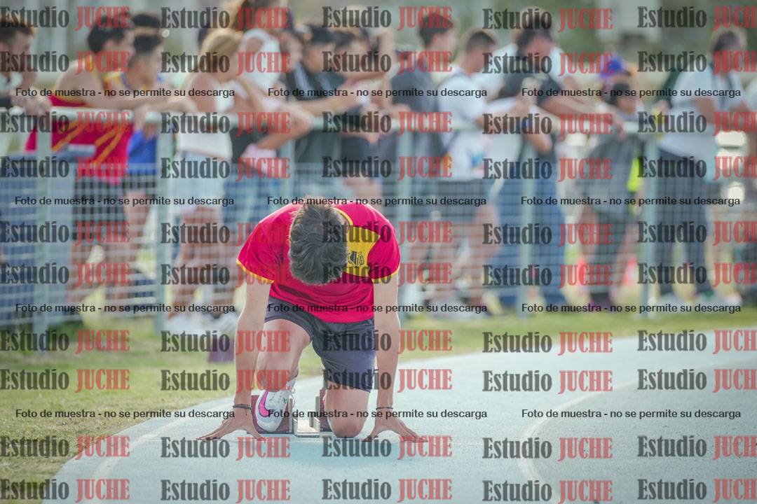 Fotos de los 400 m llanos de varones
