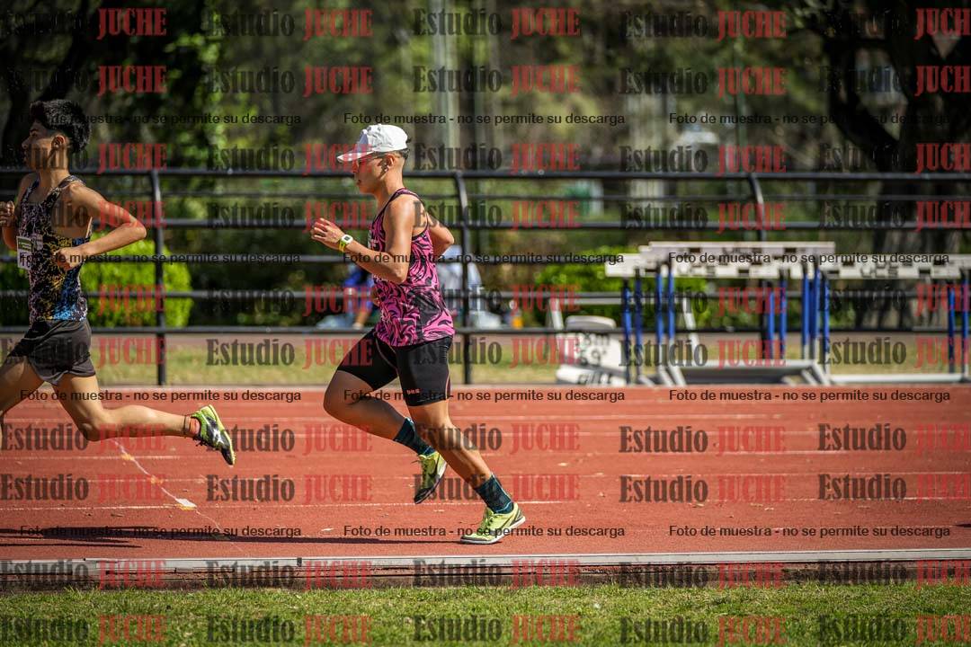 Fotos de los 2400 m de varones