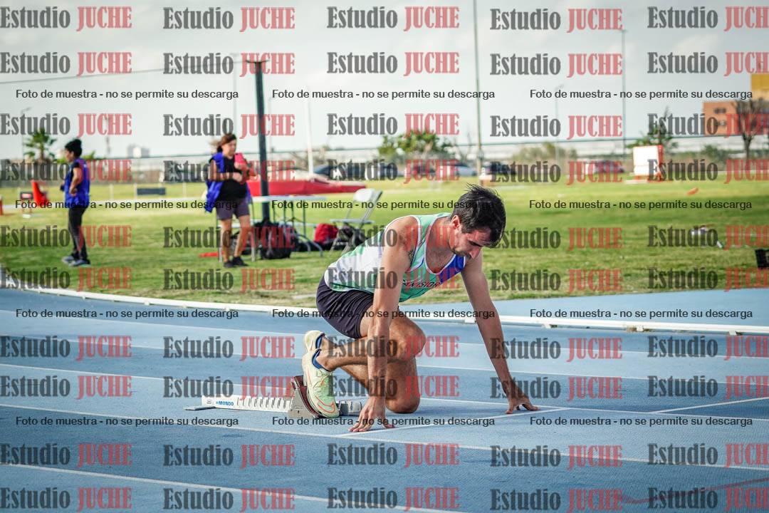 Fotos de los 400 m llanos de varones